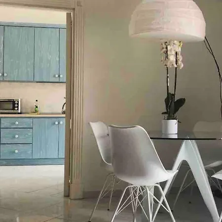 Oasi Di Piazza Plebiscito Apartment *