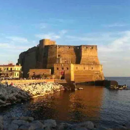 Oasi Di Piazza Plebiscito * Naples
